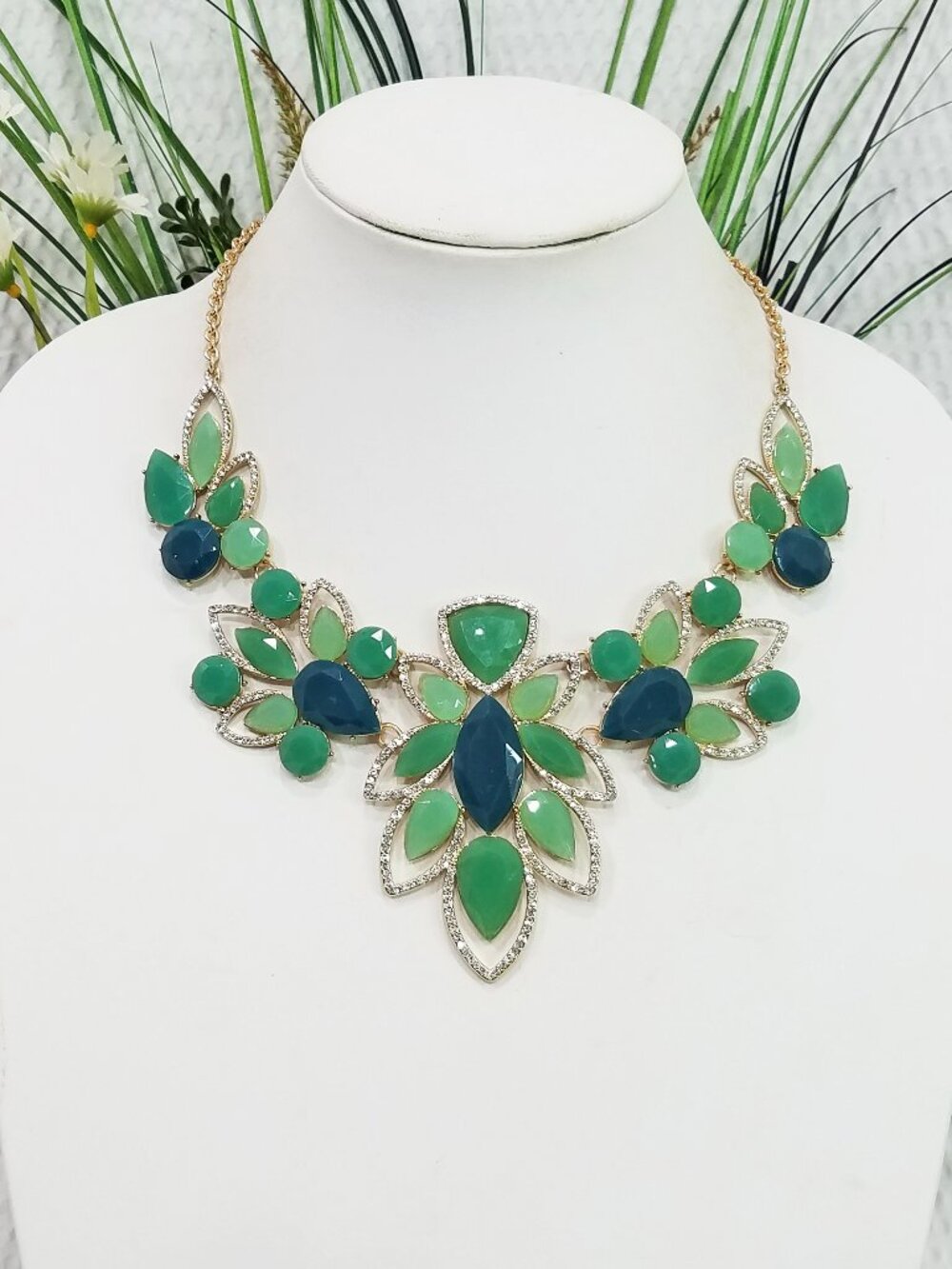 New!  Signed INC Multi Shade Green Crystal & Gold Tone Bib Choker Necklace